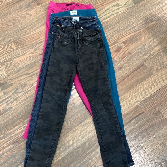 4 pairs size 10 girls jeans. 3 pairs Hudson and one pair Joes - Picture 1 of 5